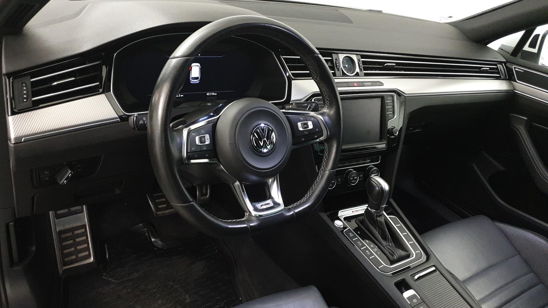 Volkswagen Passat 2.0TSI 4M 280hk GTR Cockpit Pano Värmare