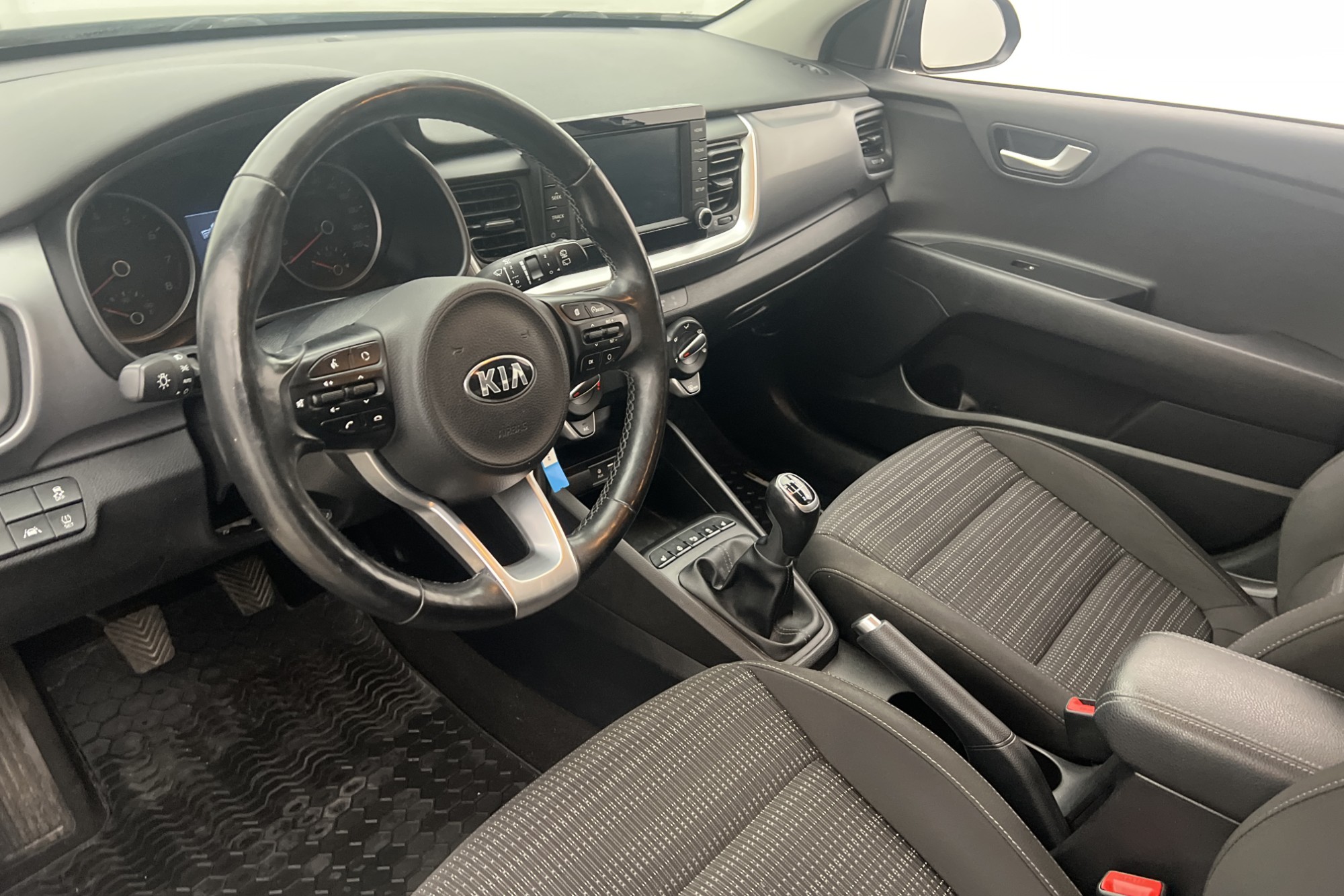 Kia Stonic 1.0 T-GDI 100hk Advance Kamera CarPlay Rattvärme