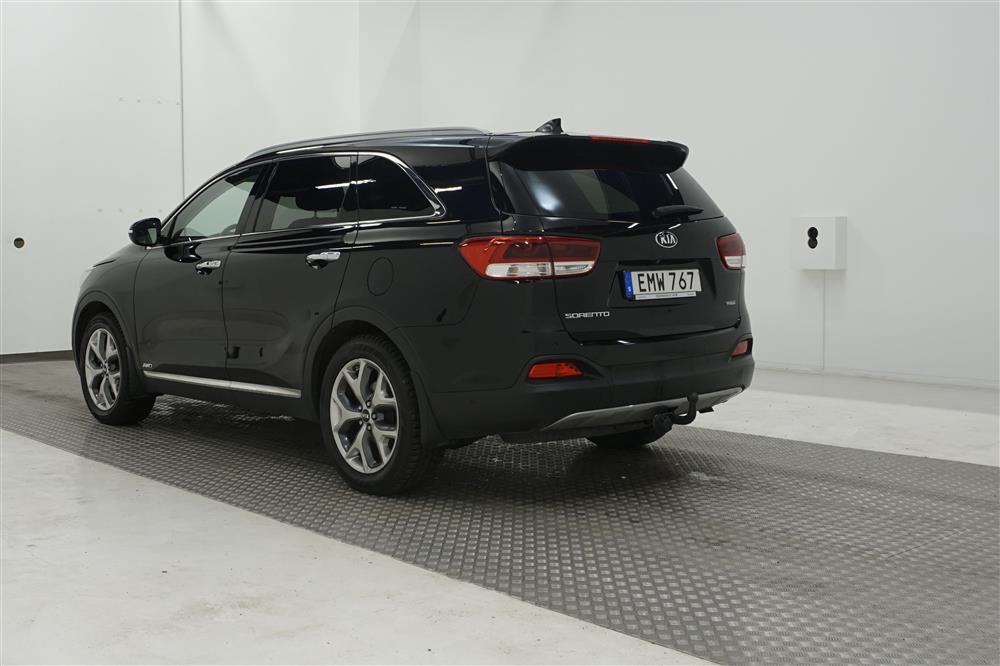 KIA Sorento 2.2 CRDi 200hk 7 sits Navi Pano M-Värm Infinity