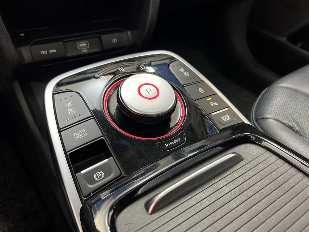 Kia e-Niro EV 64 kWh 204hk Advance Plus Tech Taklucka Värmar
