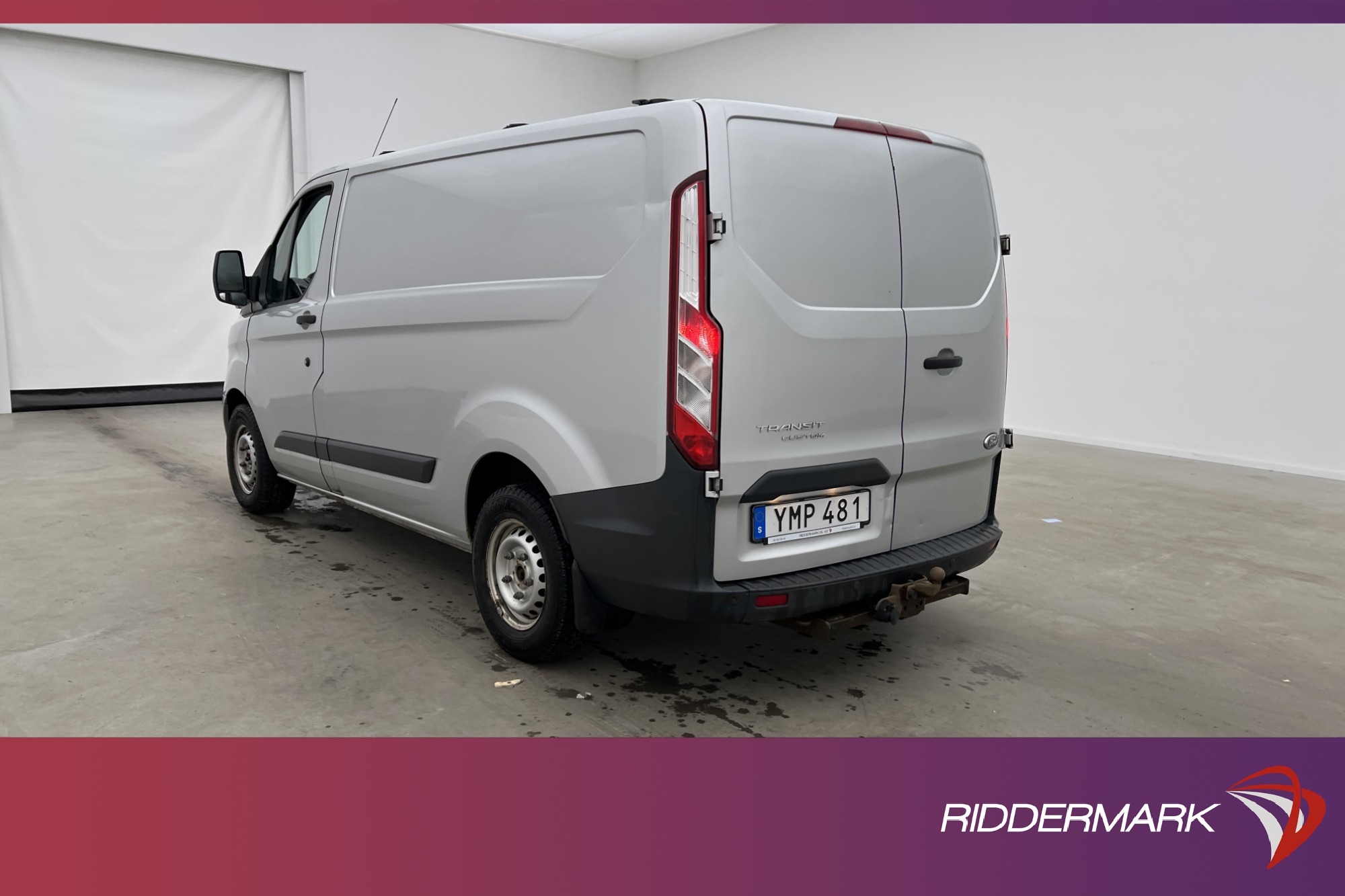 Ford Transit Custom Ny-Kamrem Värmare Drag PDC V-Inredd Moms