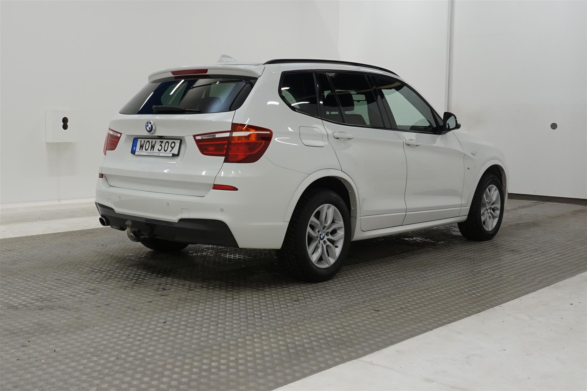 BMW X3 xDrive20d M-sport Värmare HiFi Navi Skinn Drag