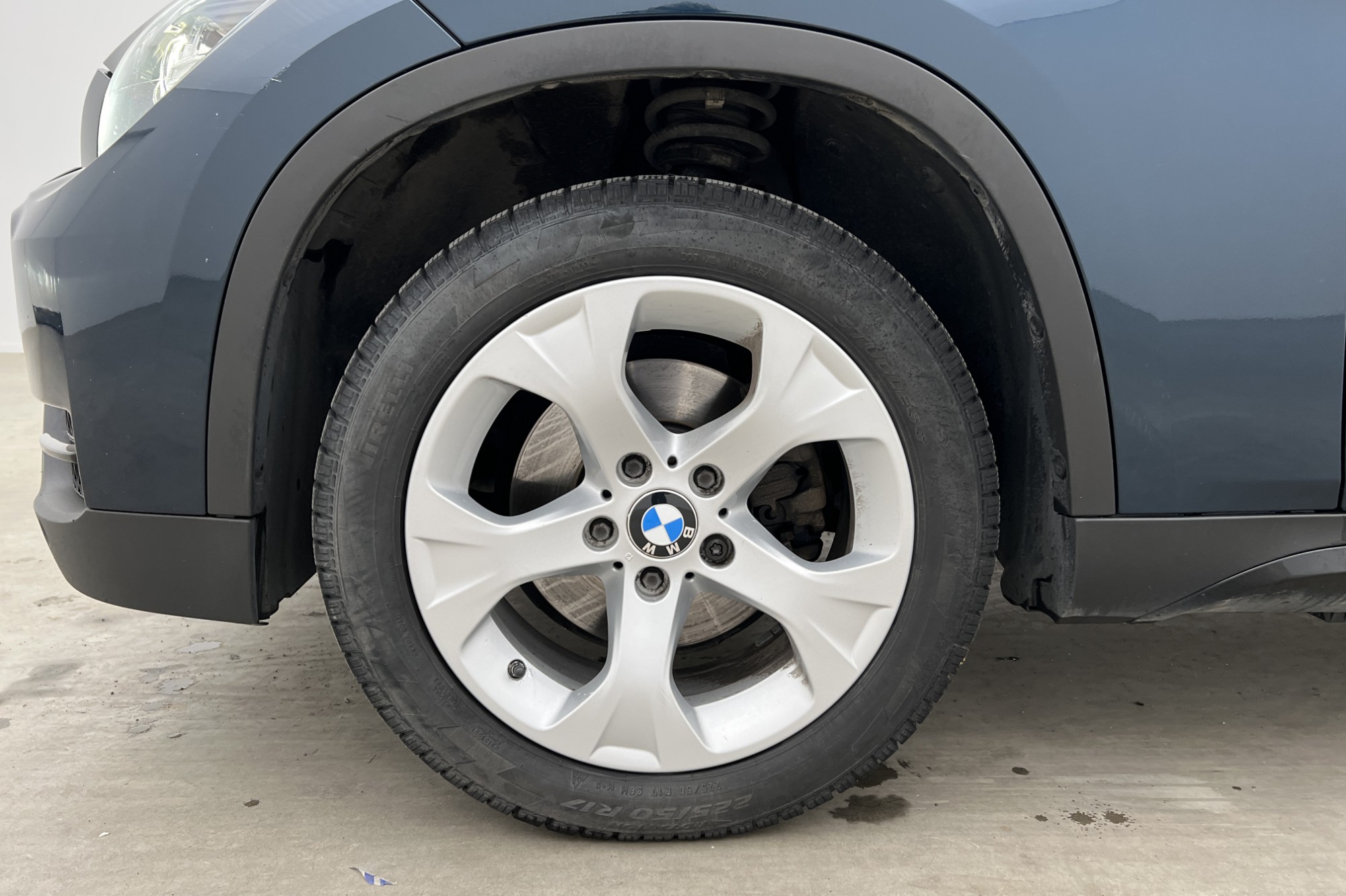 BMW X1 xDrive20d Sport line Värmare Rattvärme Sensorer Drag