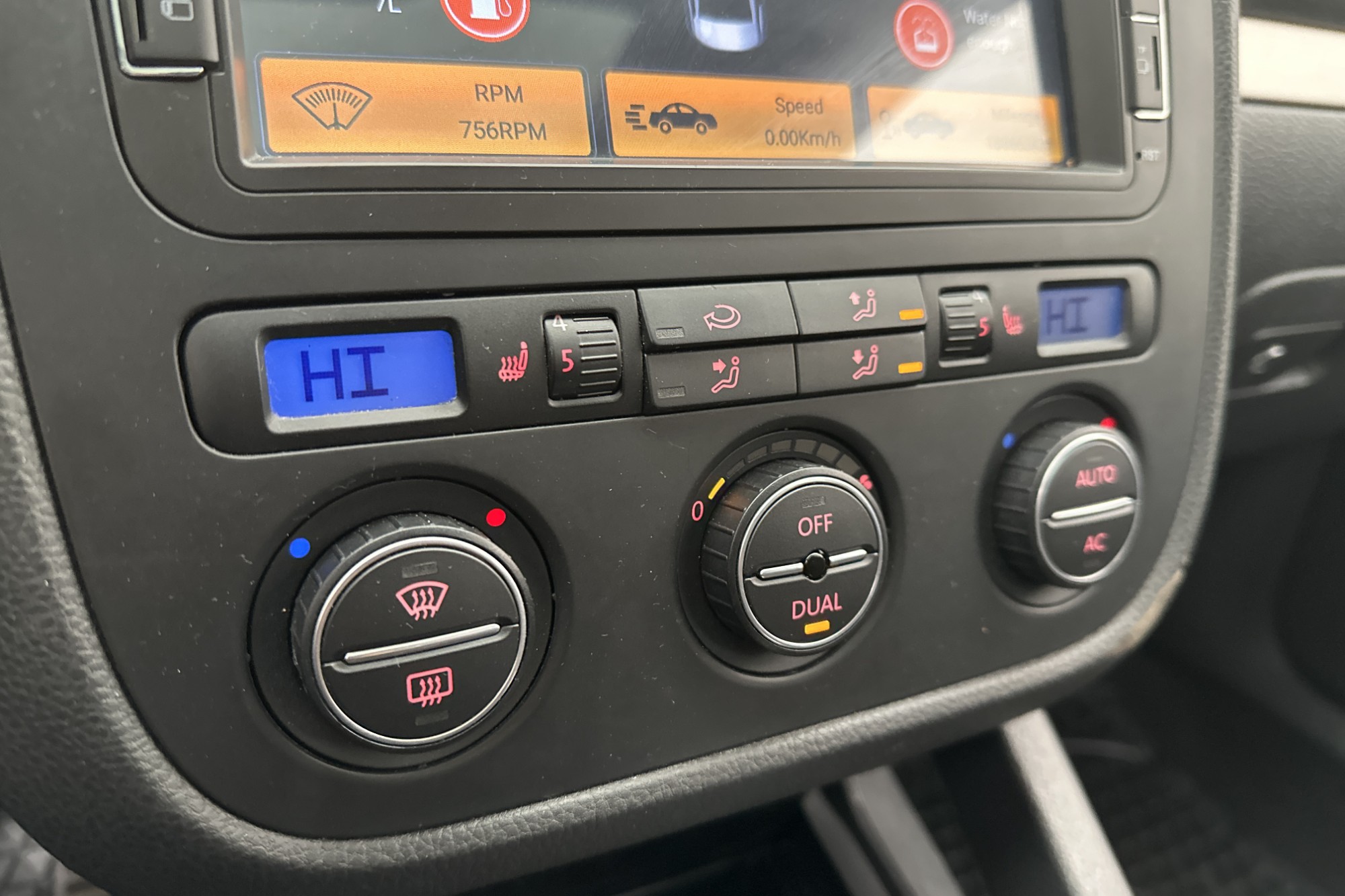 Volkswagen Golf GTI 2.0 TFSI 200hk Taklucka Navigation 