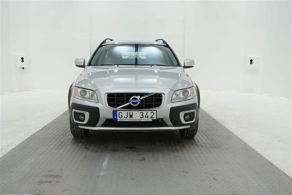 Volvo XC70 II D5 AWD 205hk Momentum Drag D-värm Nybytt K-rem