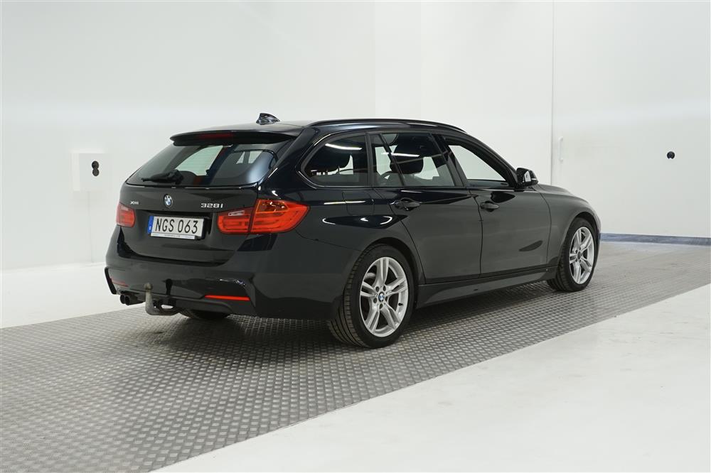 BMW 328 i xDrive 245hk EU6 Navi Drag M-värm M-ratt