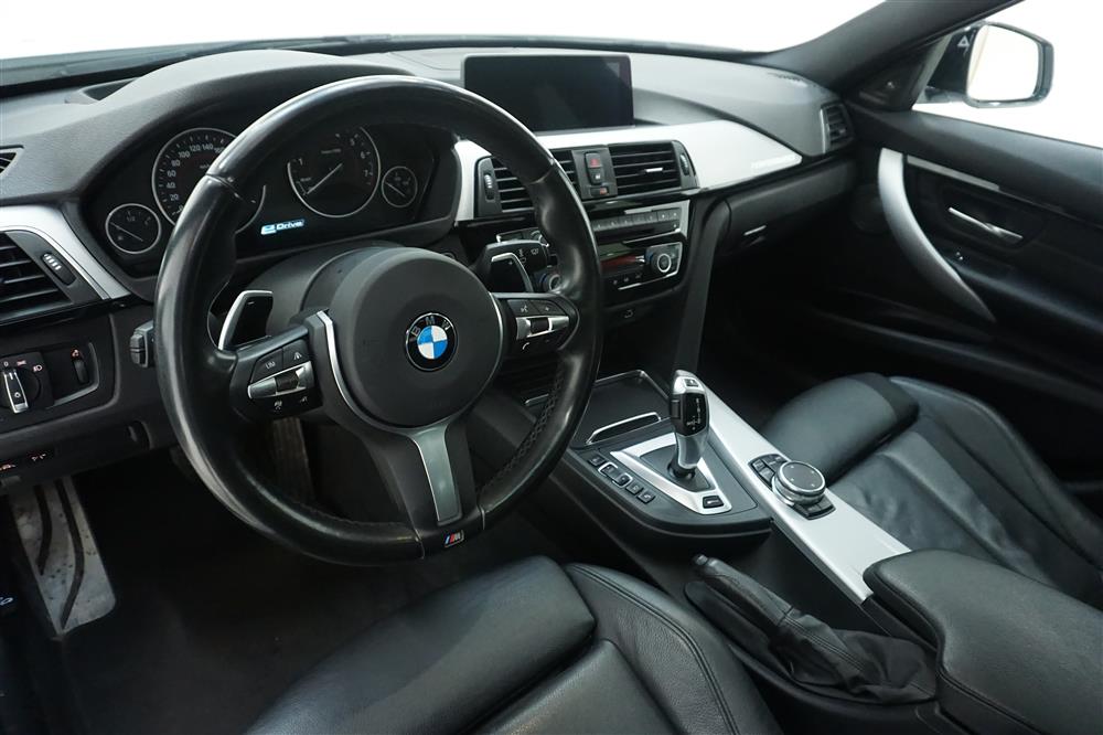 BMW 330e 252hk M Sport Navi T-lucka H/K Skinn