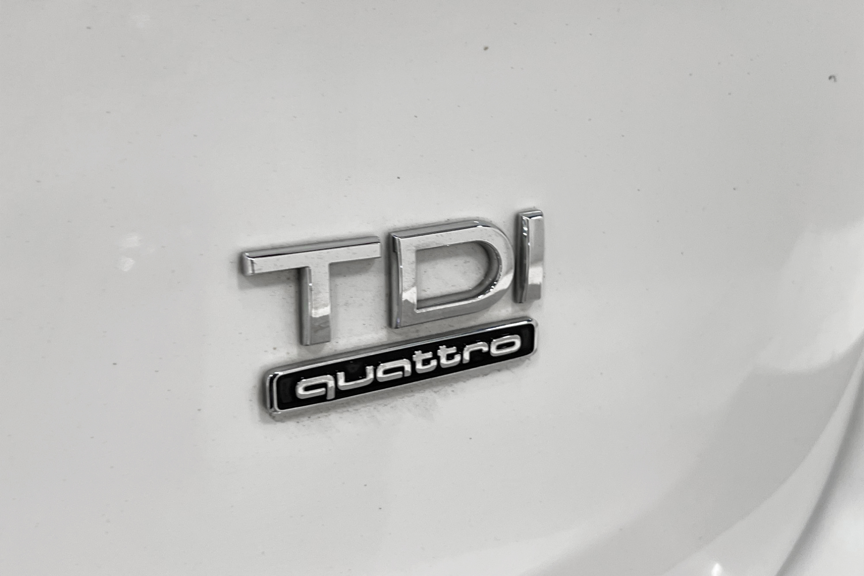 Audi Q5 2.0 TDI Quattro Full S-Line Navi Välservad 0.55l/mil