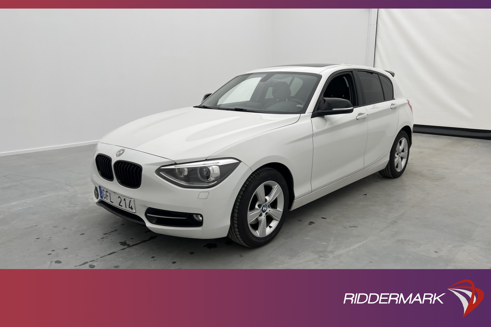 BMW 118 i 170hk Sport line M Sport-Ratt Taklucka HiFi Skinn