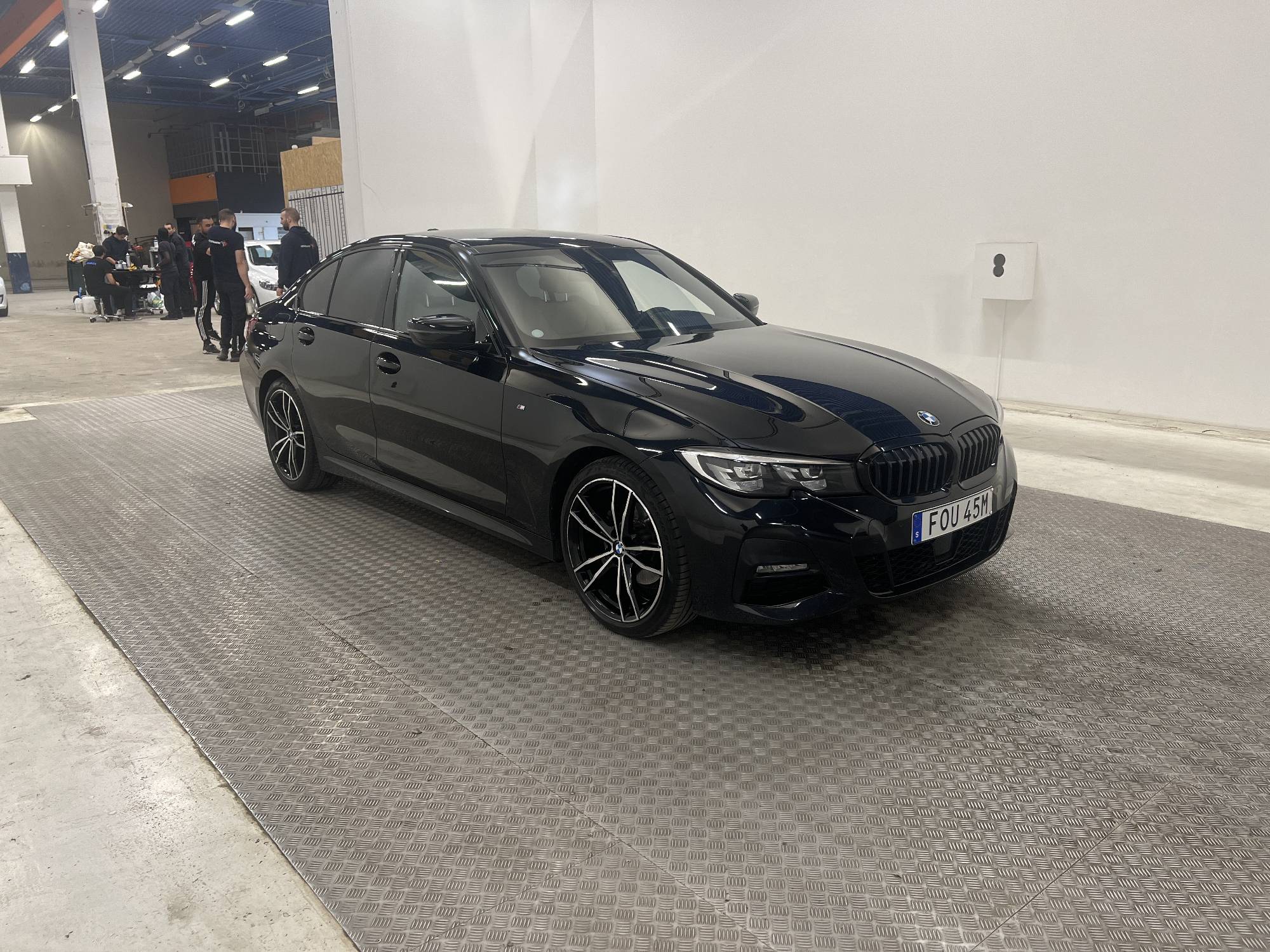 BMW 320 d xDrive 190hk  M Sport Navi Adaptiv Skinn Cockpit