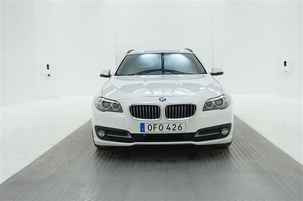 BMW 520d xDrive 190hk D-Värm M-Ratt Skinn Drag 4-zon 