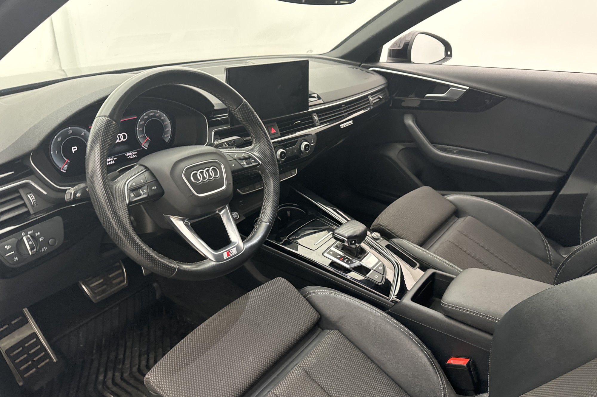 Audi A4 Sedan 40 TDI Q 204hk S-Line Cockpit Matrix Navi Drag