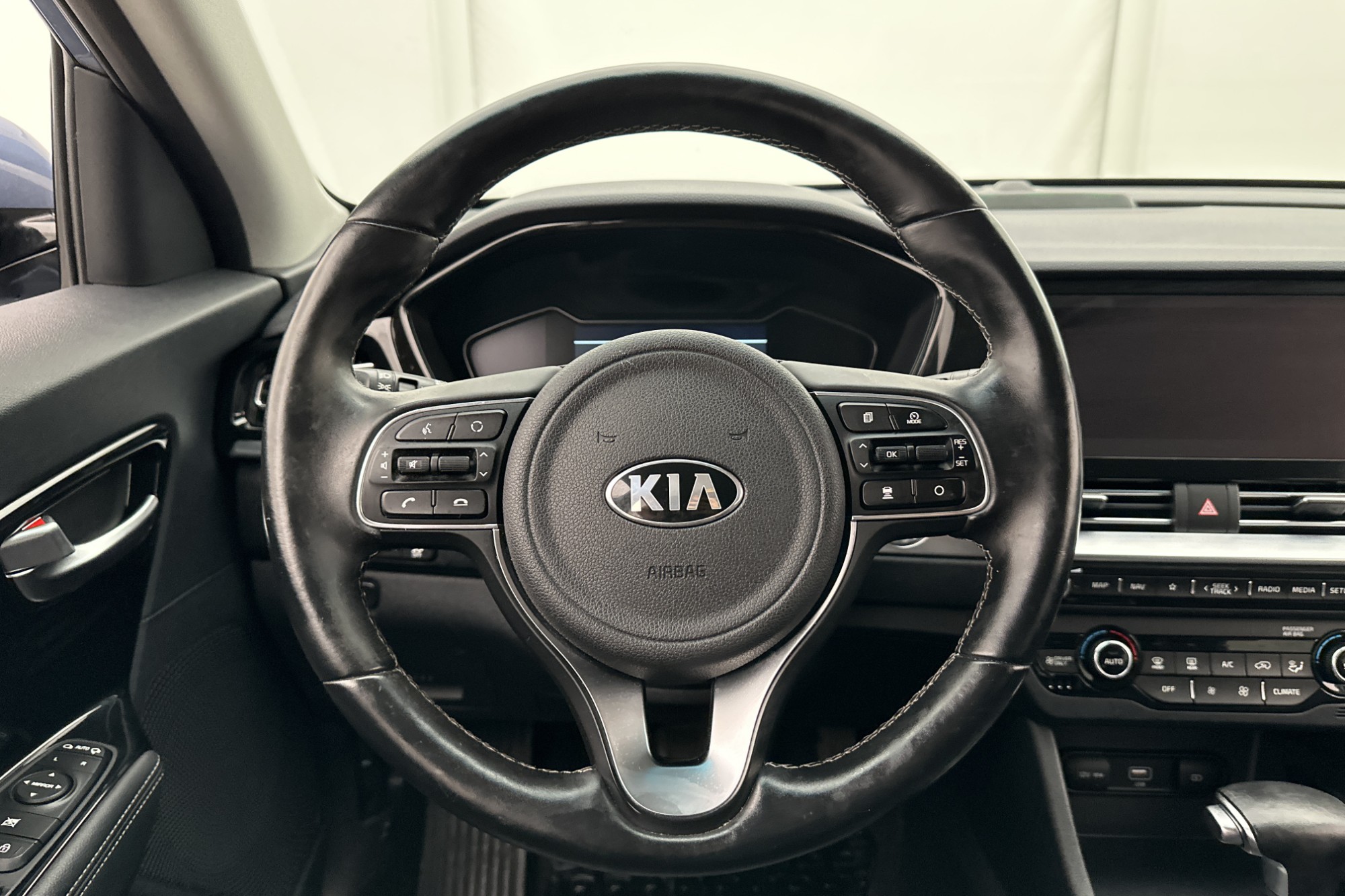 Kia Niro  P-HEV 141hk Advance Plus 2 Kamera Navi Skinn