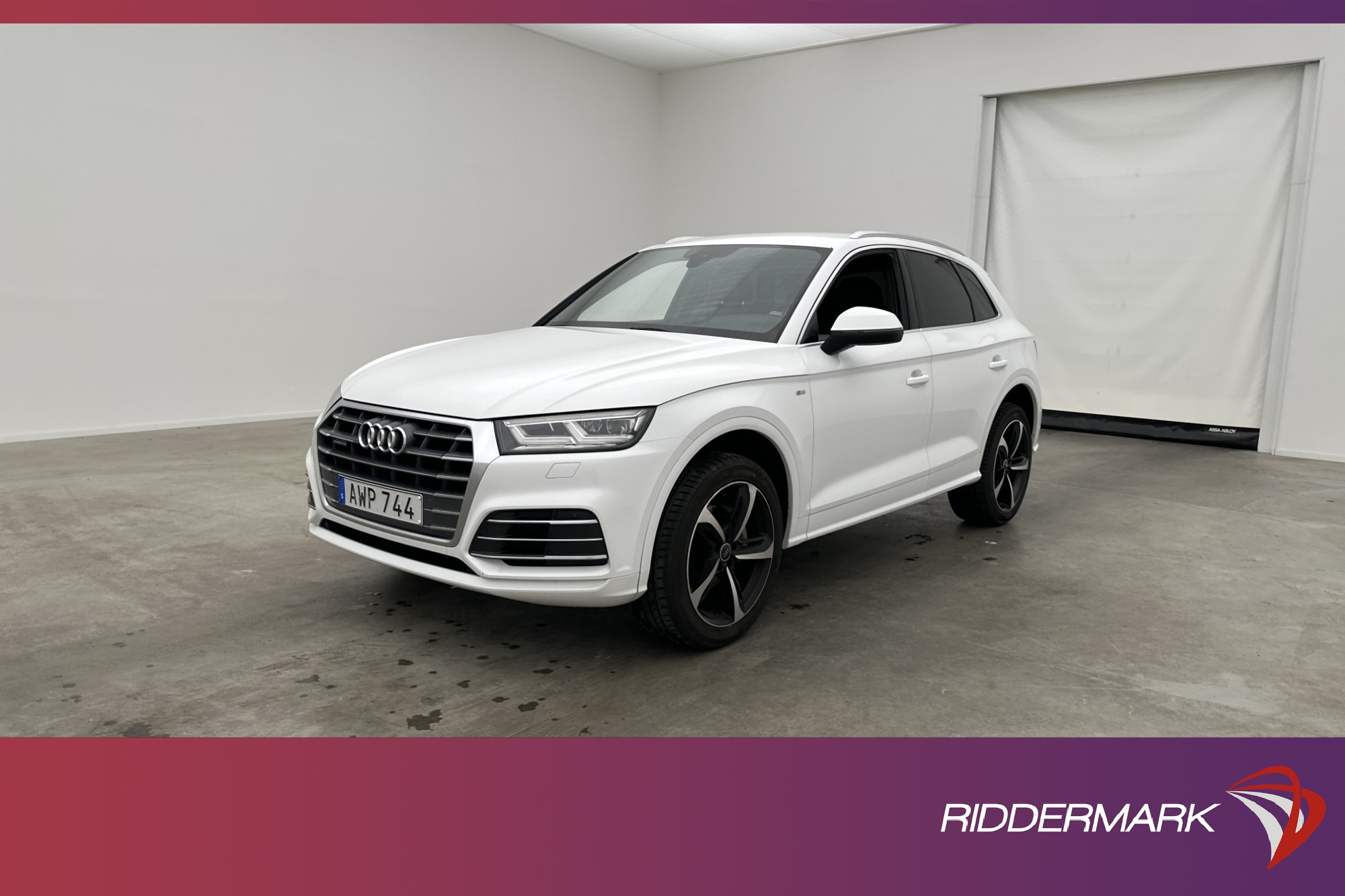 Audi Q5 2.0 TDI Quattro 190hk S-Line P-Värm MOMS 4,95% Ränta