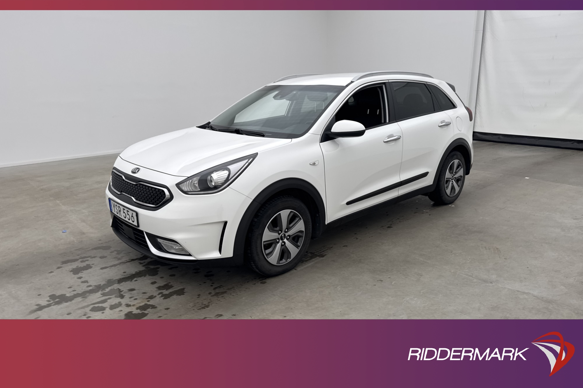 Kia Niro Hybrid Advance Plus Kamera Navi CarPlay Rattvärme