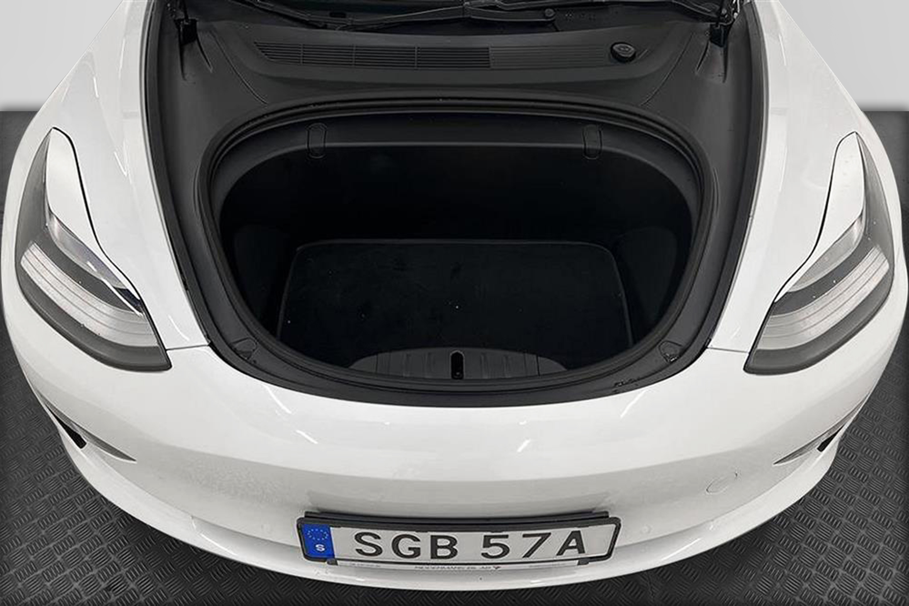 Tesla Model 3 Performance AWD 510hk Svensksåld Premium