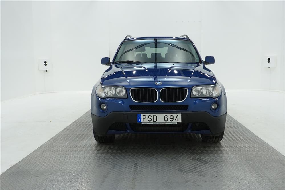 BMW X3 2.0d 177hk xDrive Pano M-värm Drag Nybesiktigad