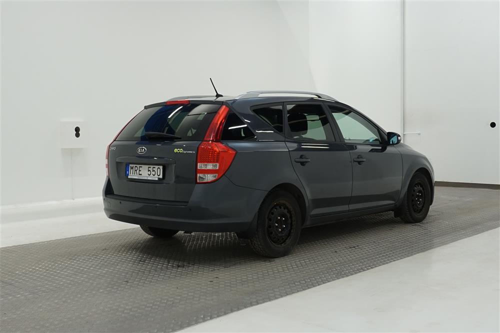 KIA Cee'd 1.6 CRDi SW 128hk M-värm Nyservad