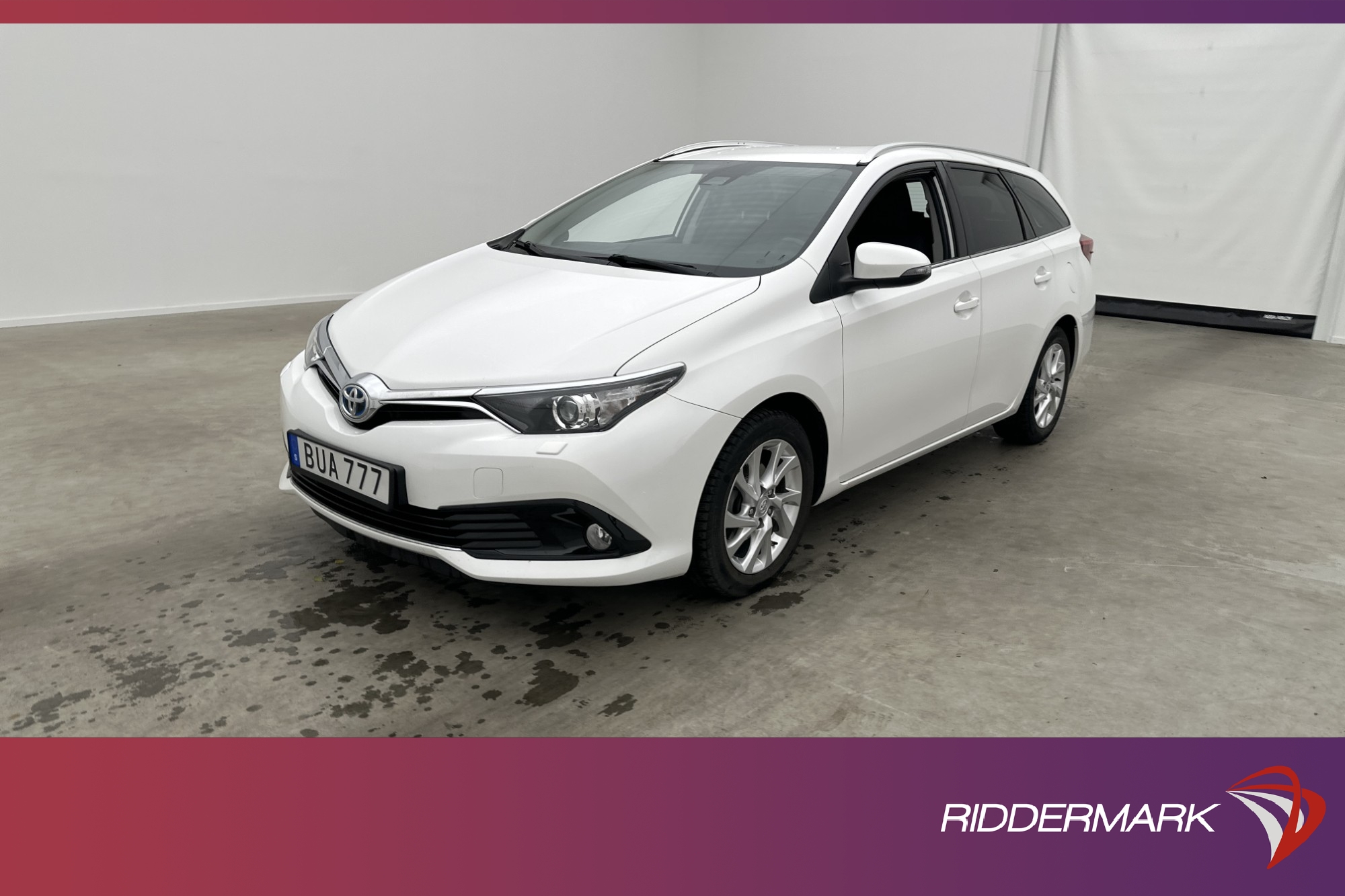 Toyota Auris Touring Sports Hybrid 136hk Comfort Värm Kamera