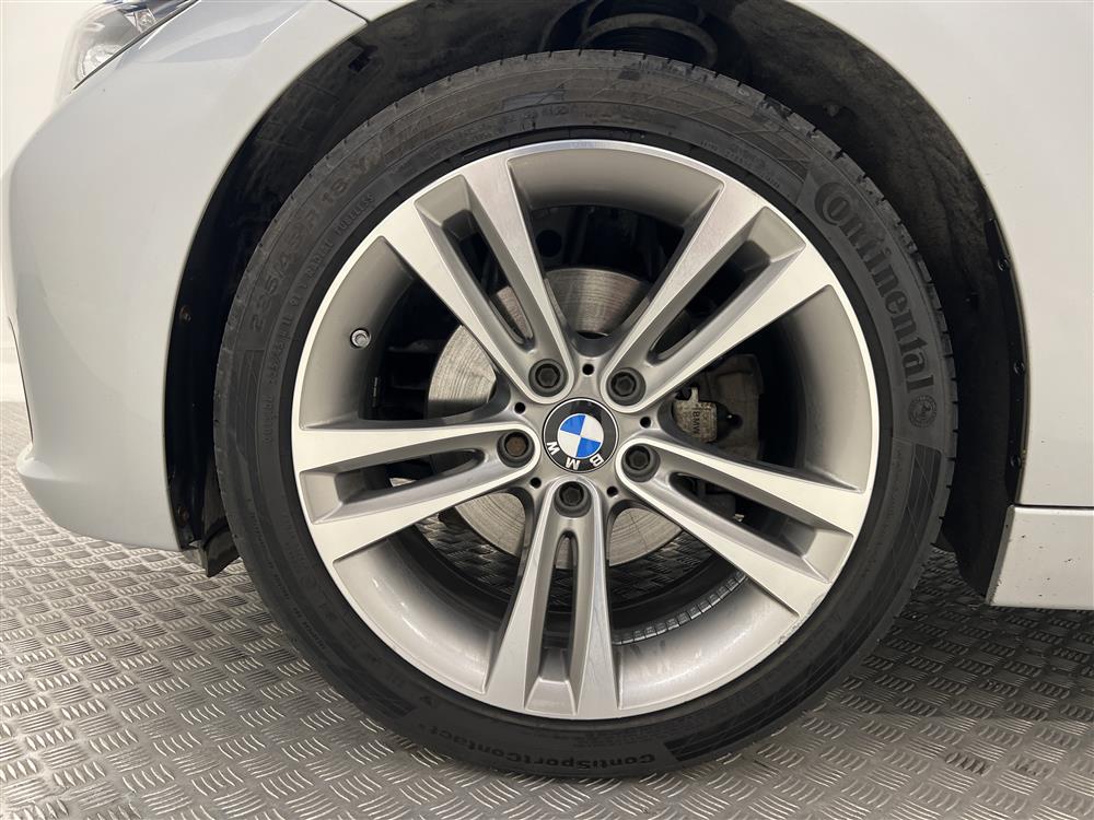 BMW 320d Touring Automat Sport PDC Drag Bluetooth 0,41L/MIL