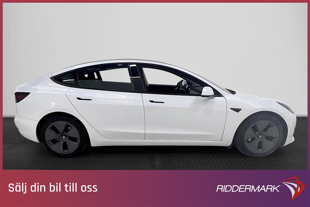 Tesla Model 3 Long Range AWD 440hk Svensksåld Premium