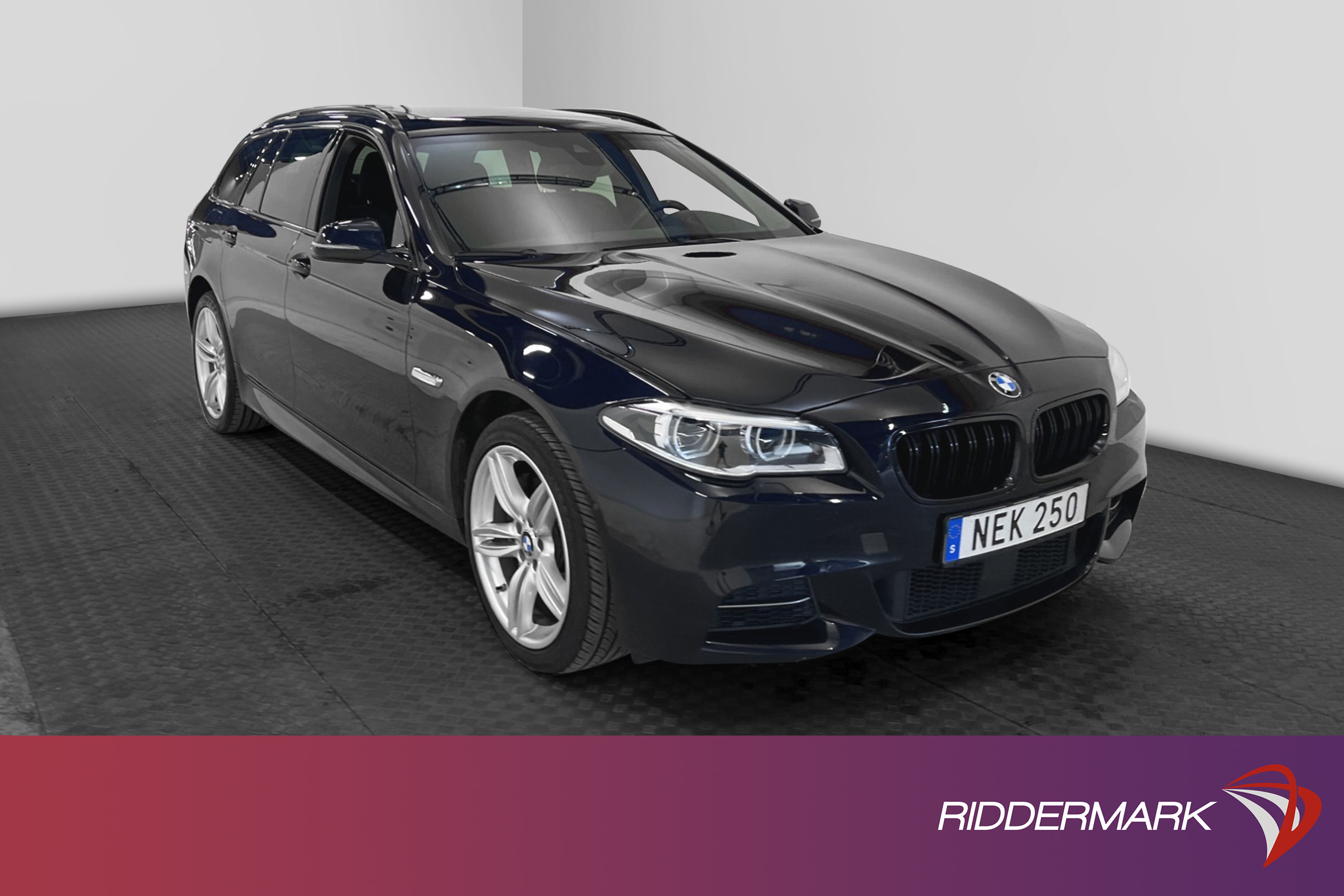 BMW 530 d xDrive M Sport Värmare Kamera Pano H/K Drag HUD