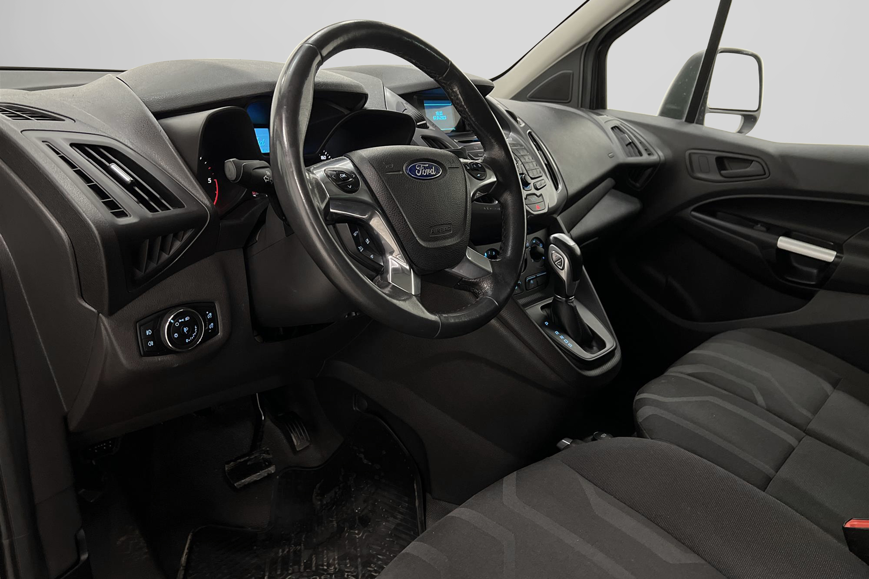 Ford Transit Connect 1.5TDCi Automat Värmare Dragkrok Moms 