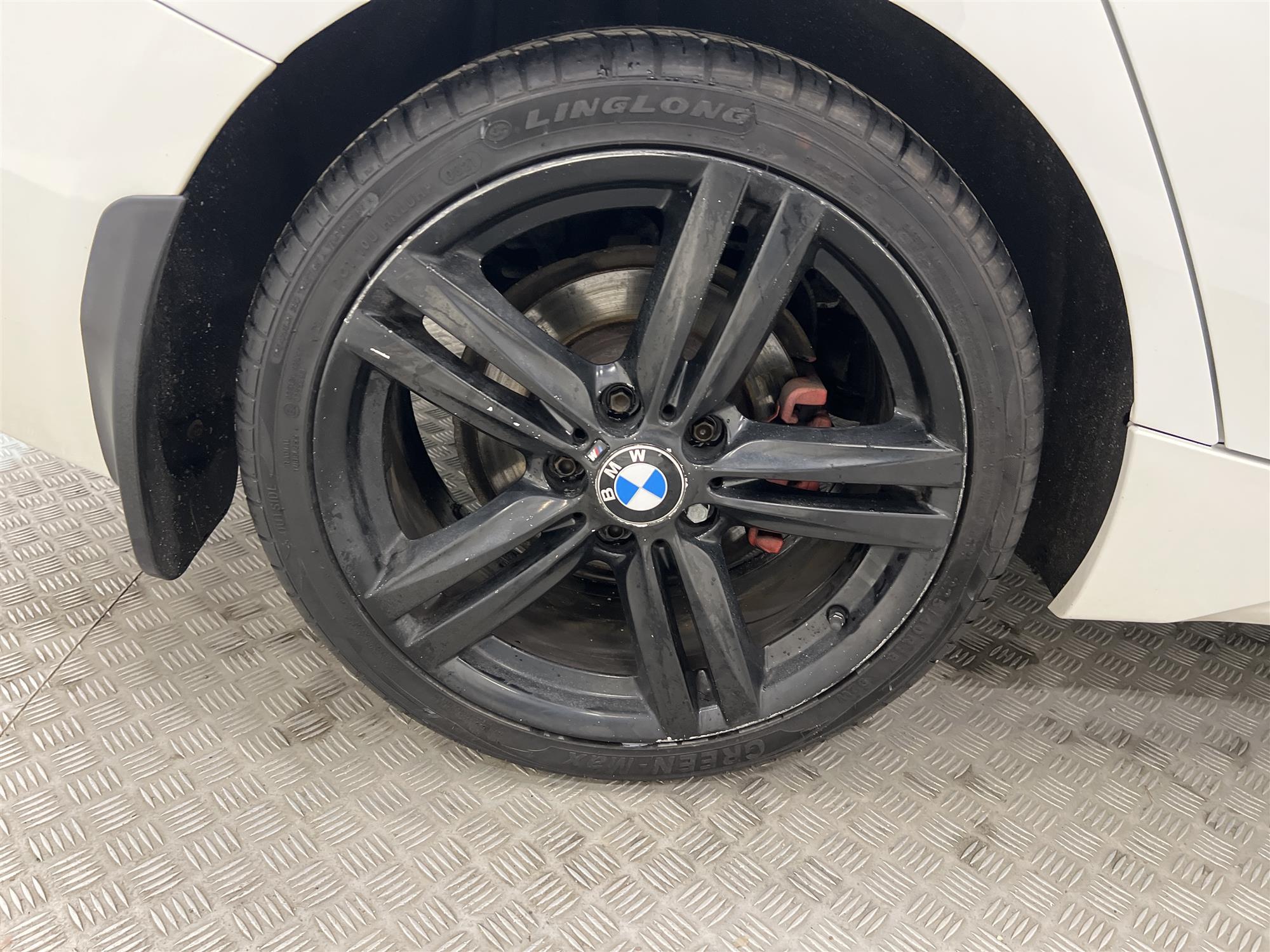 BMW 116i 136hk M Sport P-sensorer Nyservad 0.55l/mil