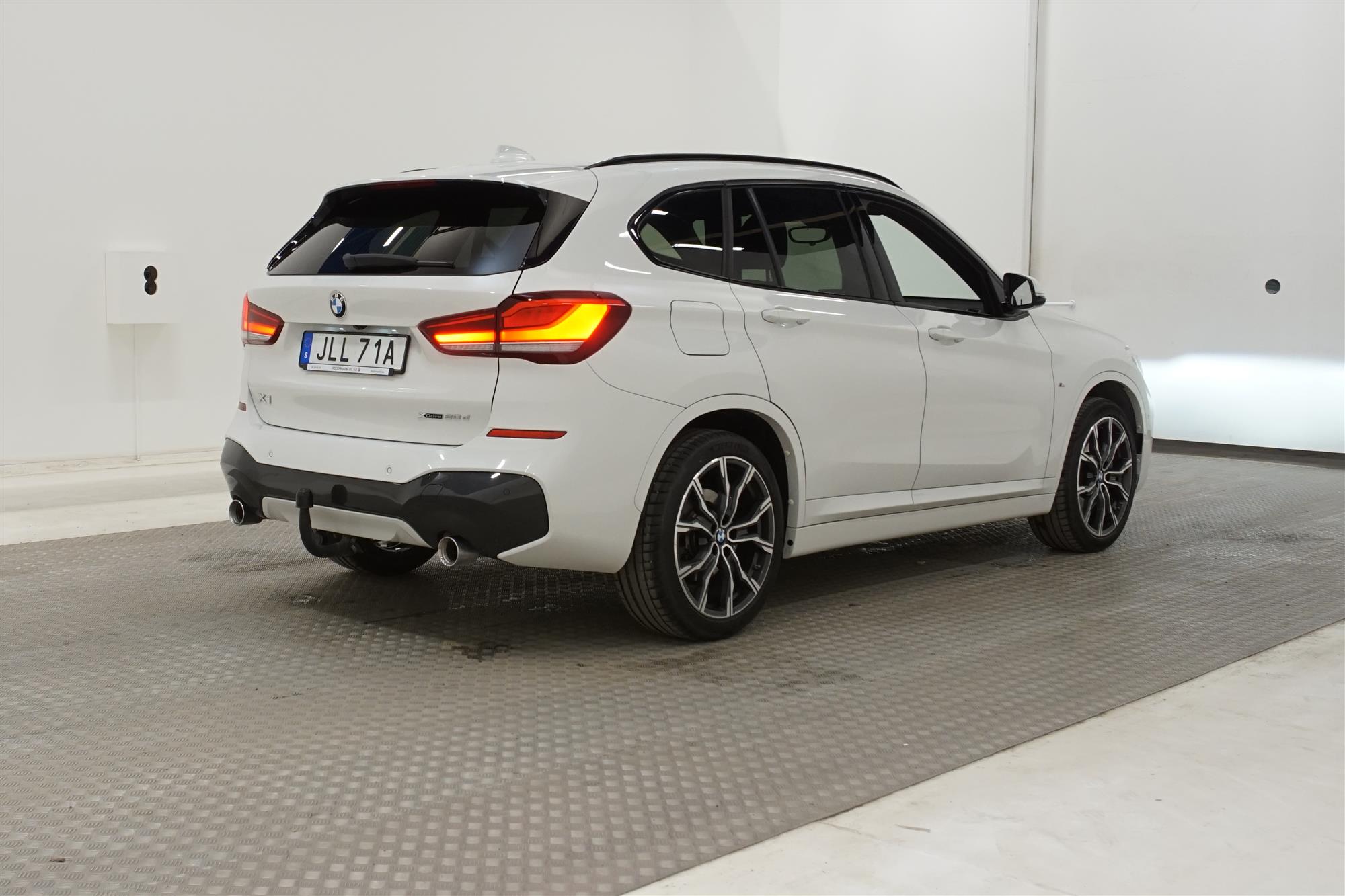 BMW X1 xDrive20d 190hk M-Sport HiFi Drag HUD Navi 0,54l/mil