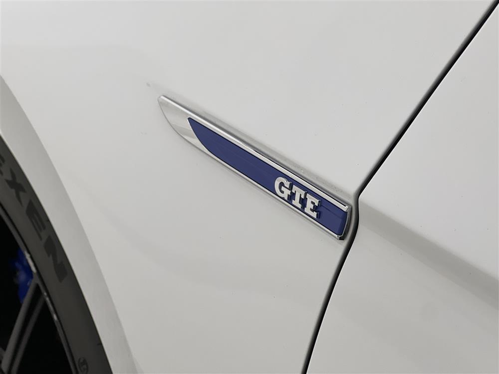 Volkswagen Passat GTE 218hk Executive Business Drag Skinn