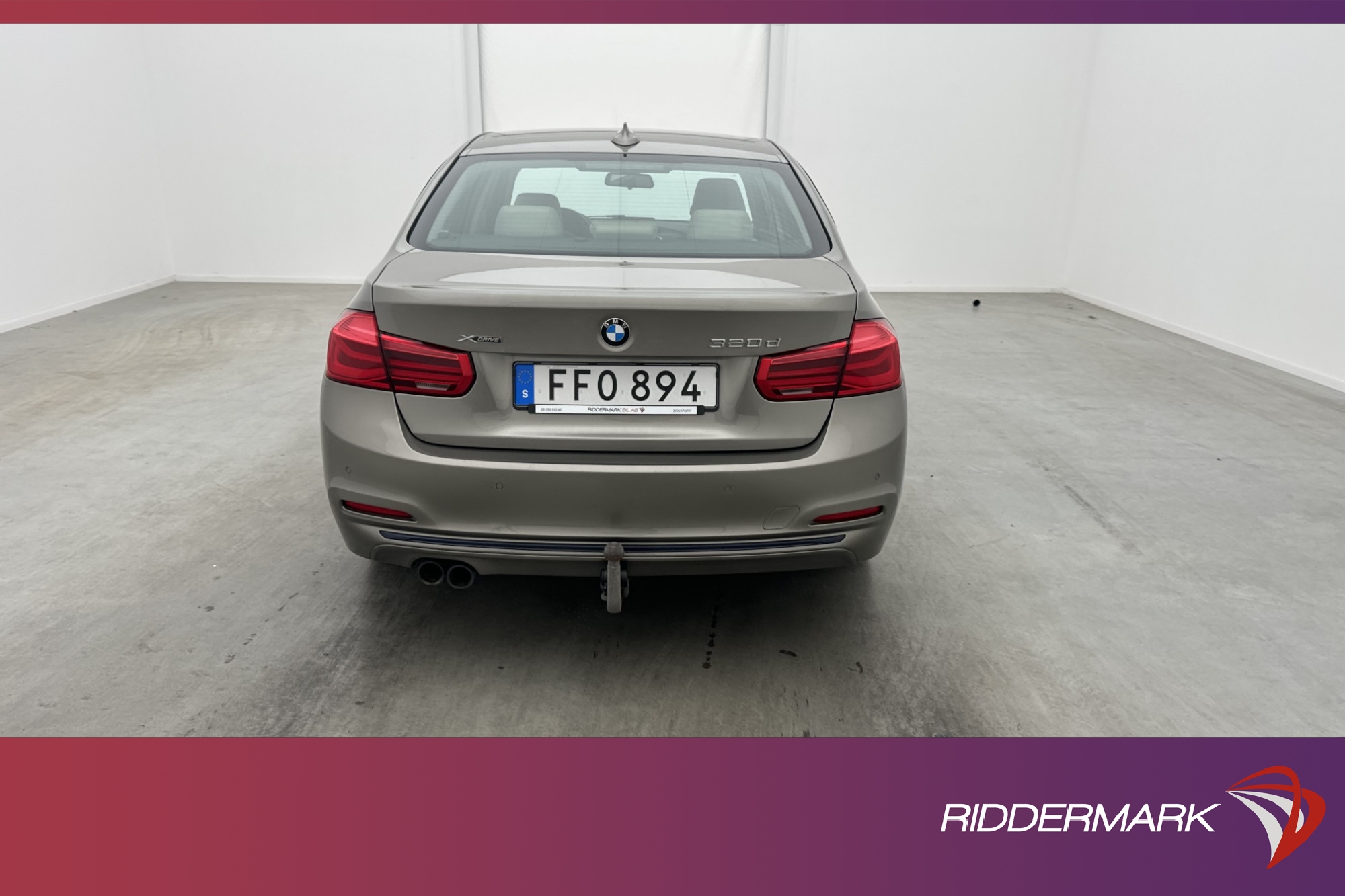 BMW 320 d xDrive 190hk Sport Line Halvskinn HiFi P-Sensorer