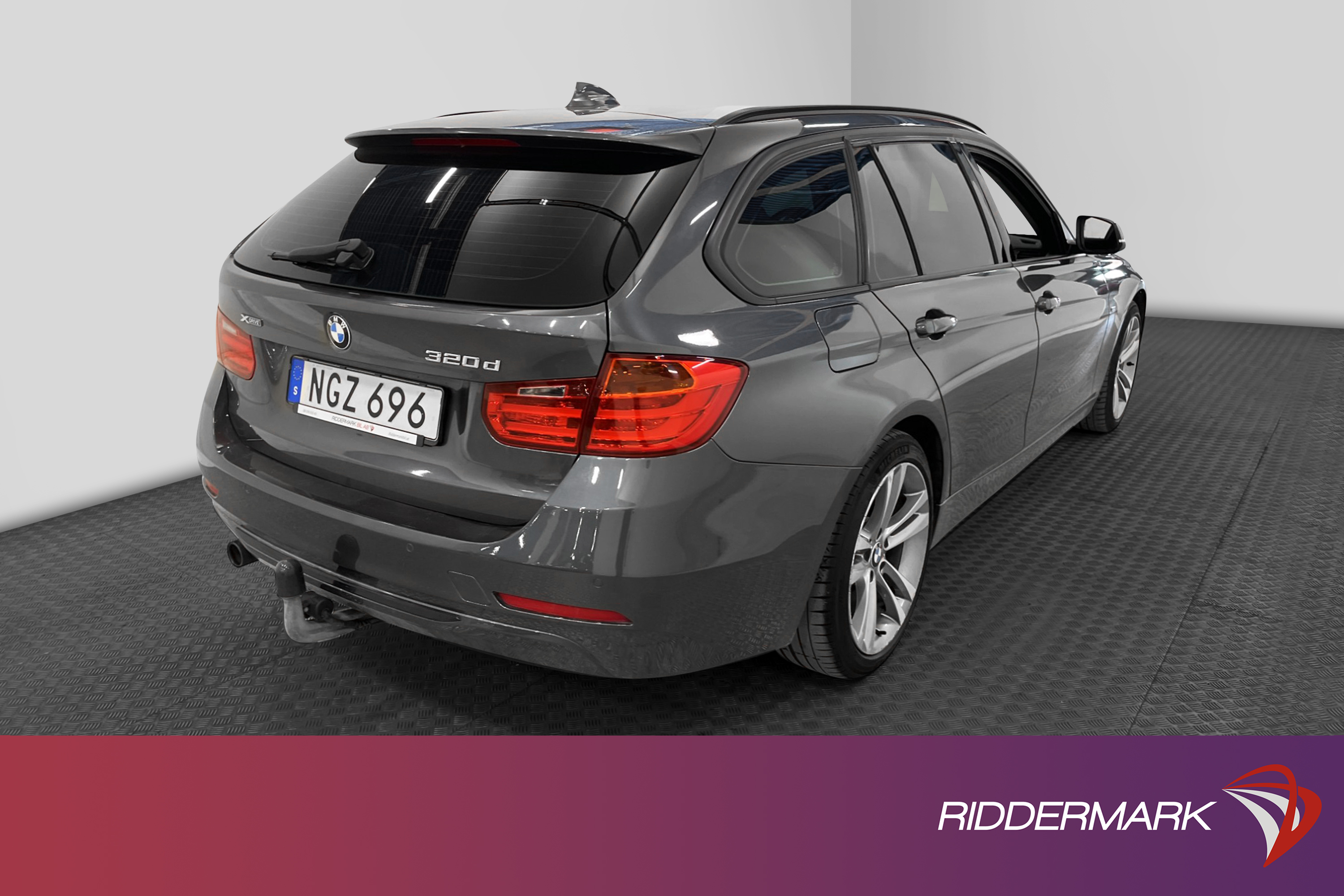 BMW 320d xDrive Touring 184hk Sportline M-Värmare Dragkrok