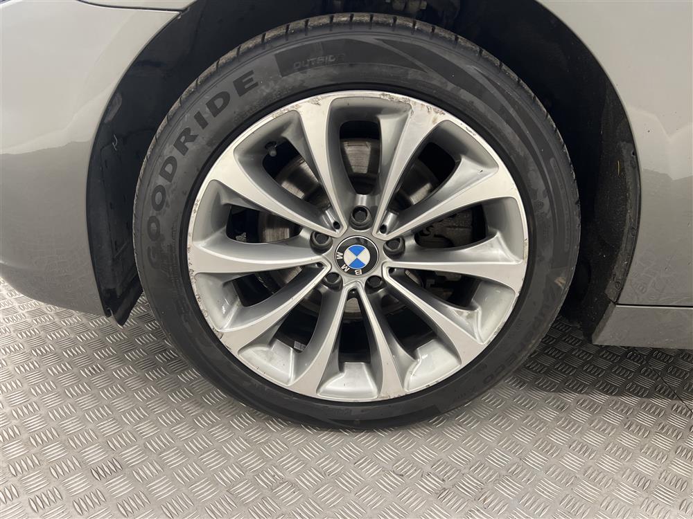 BMW 520d Touring 184hk xDrive Skinn Navi Drag PDC 0,52l/mil