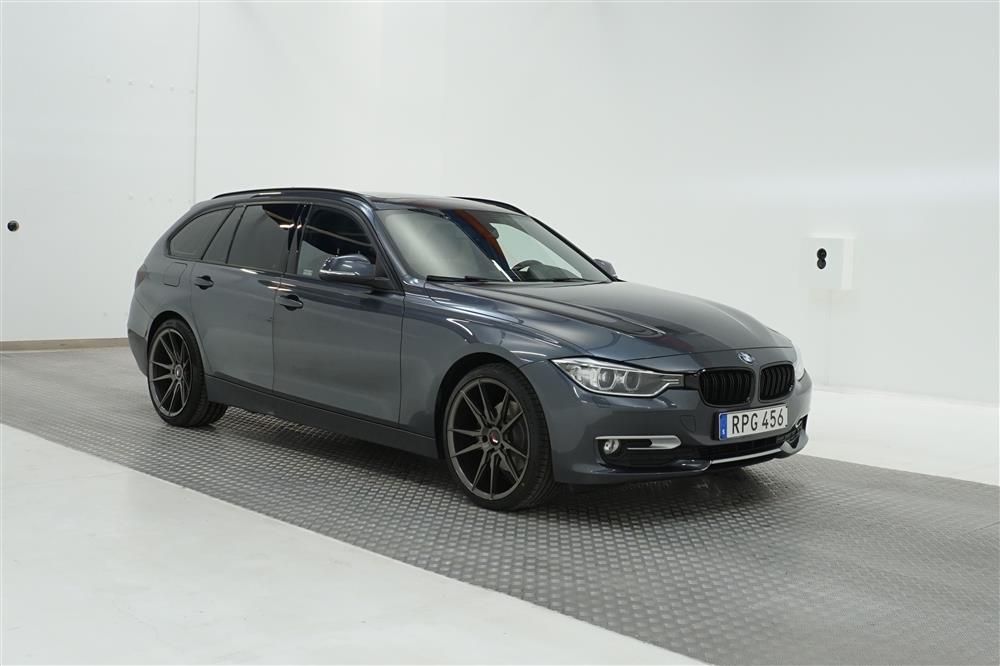 BMW 320d Touring (184hk) GPS PDC HUD Pano Kamera 