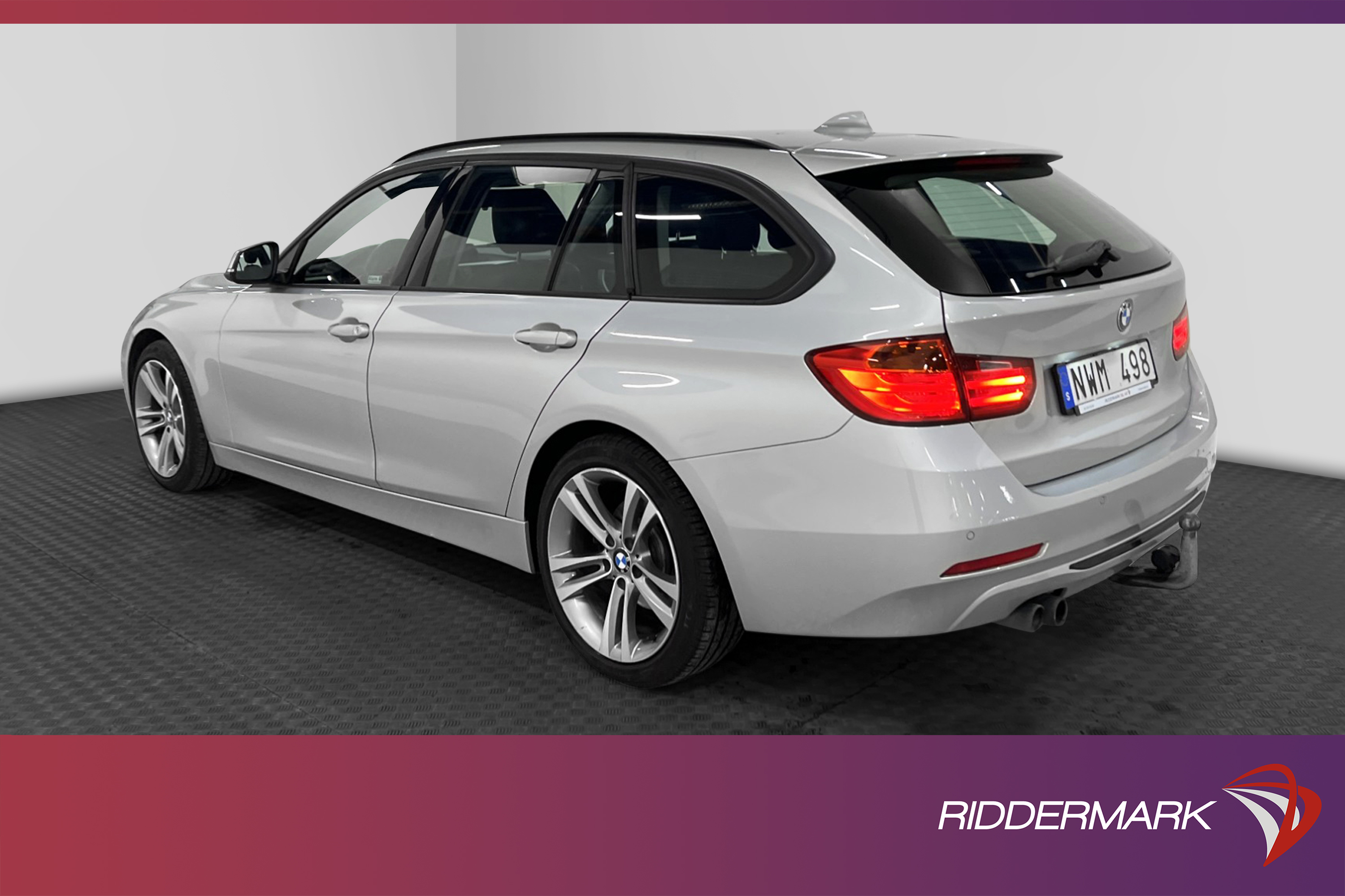 BMW 328i xDrive Touring Sport line Dragkrok Skinn 245hk