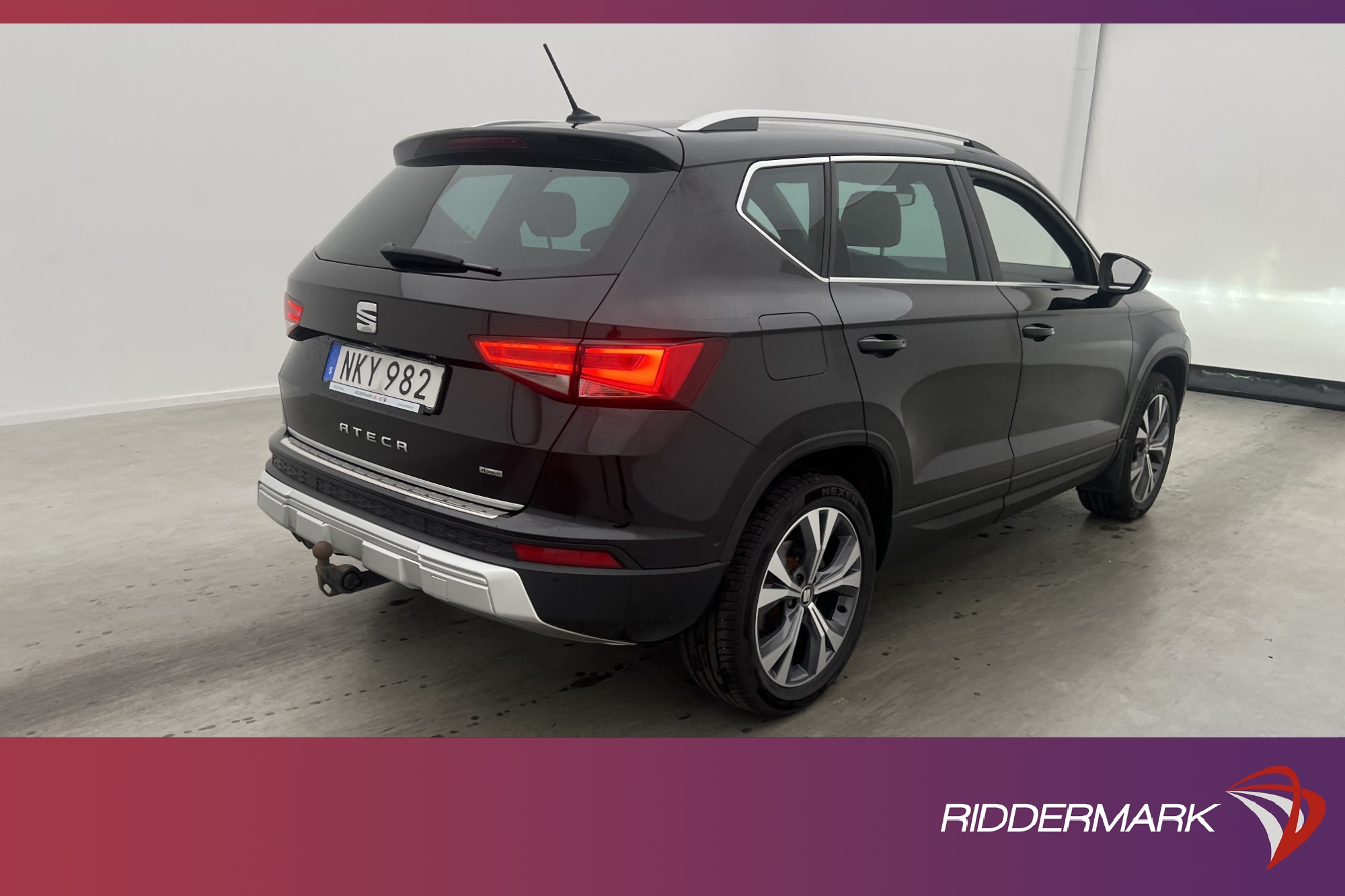 SEAT Ateca TDI 4Drive 190hk Pano Värm 360° Skinn Navi Drag