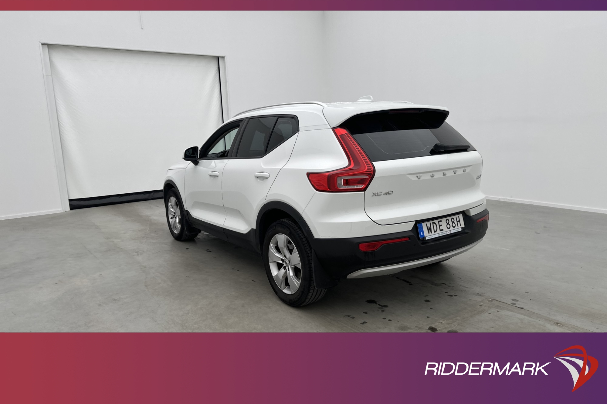 Volvo XC40 D3 AWD 150hk Momentum VOC Värmare CarPlay