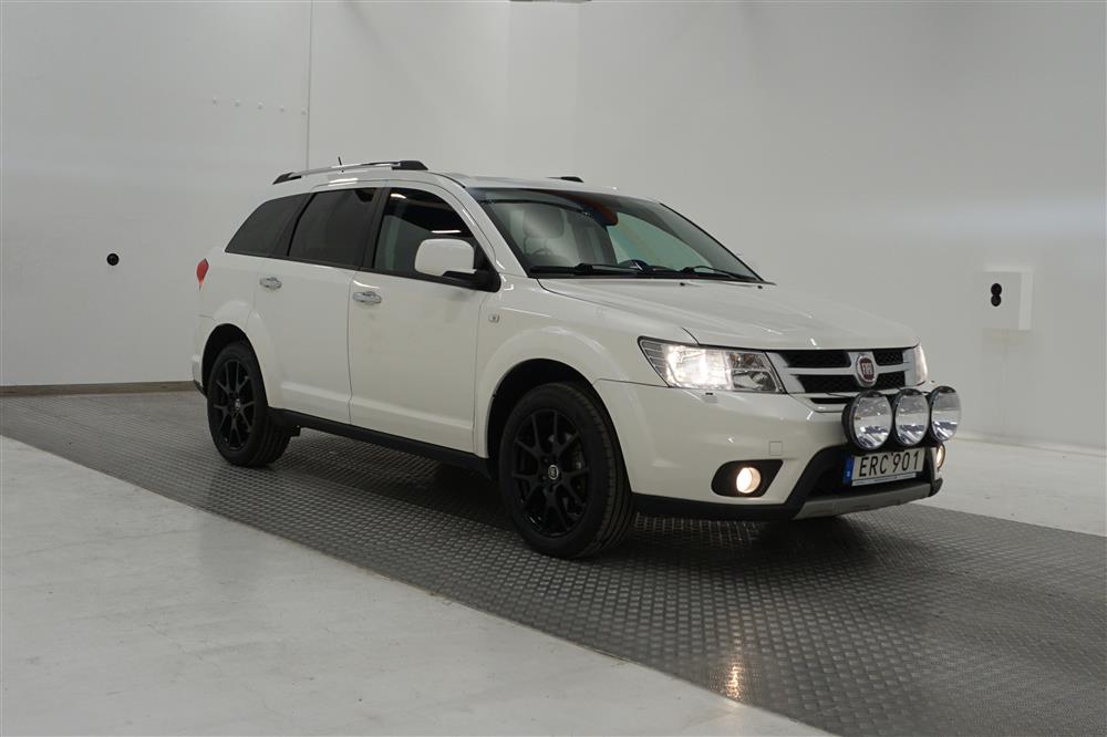 Fiat Freemont 170hk AWD Sport Navi 7-sits M-värm 0.73l/mil