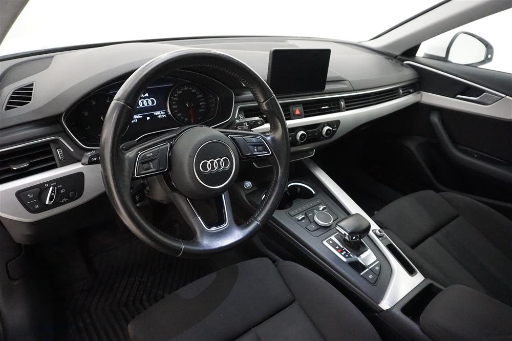 Audi A4 2.0 TDI S Tronic Navi Nyservad Drag (150hk) Proline