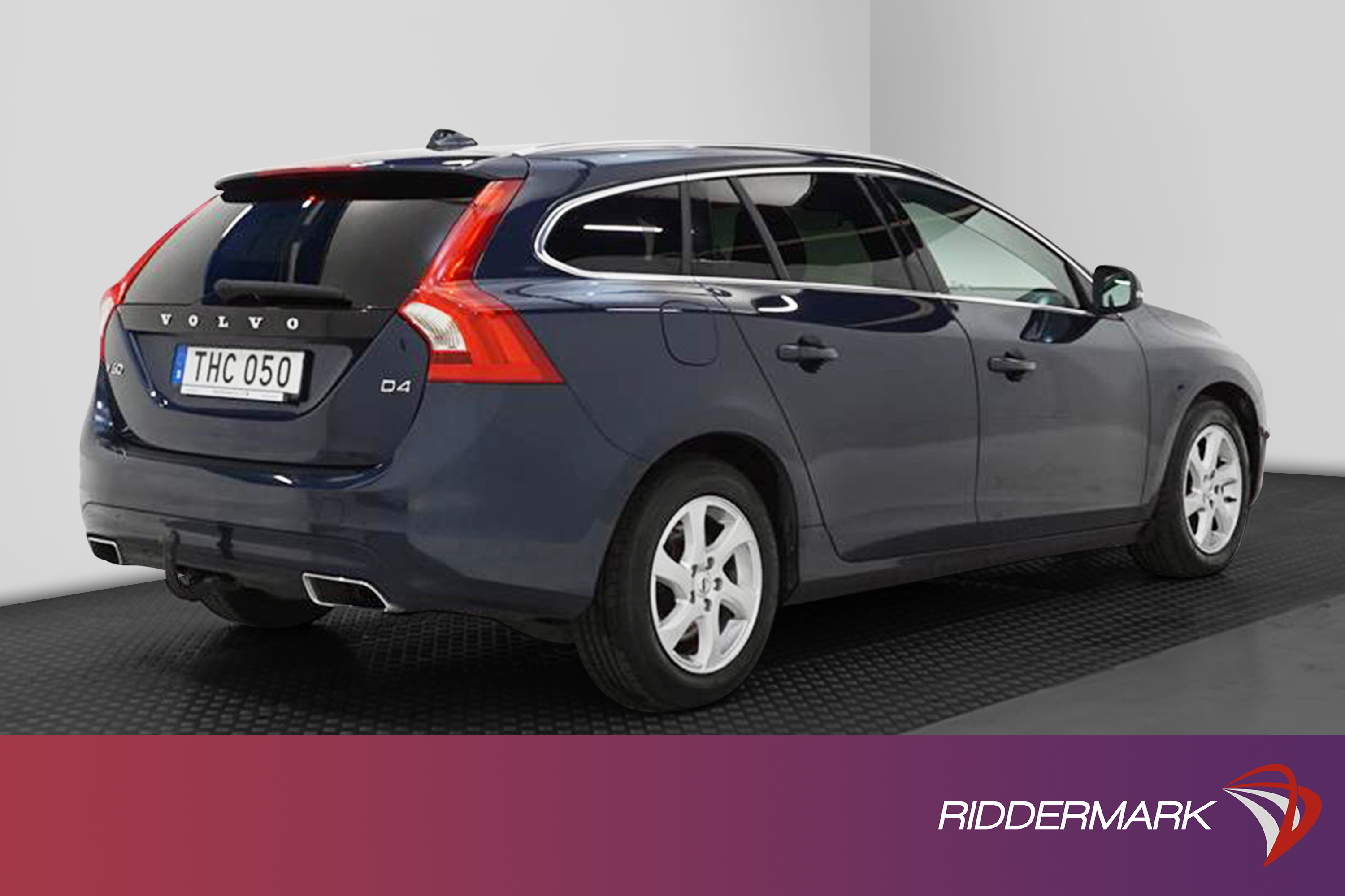 Volvo V60 D4 181hk Summum GPS D-värm Perf-sound Drag Välserv