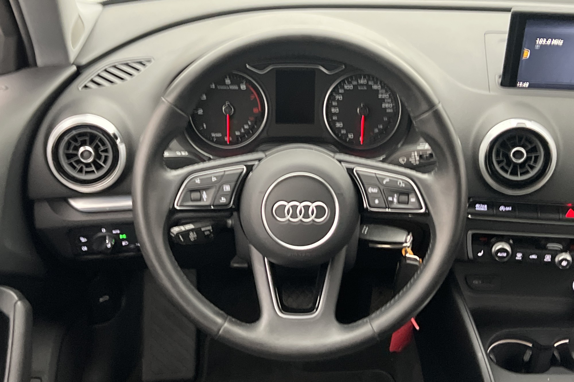 Audi A3 Sportback 35 TFSI Proline Sensorer Adp-Farthållare