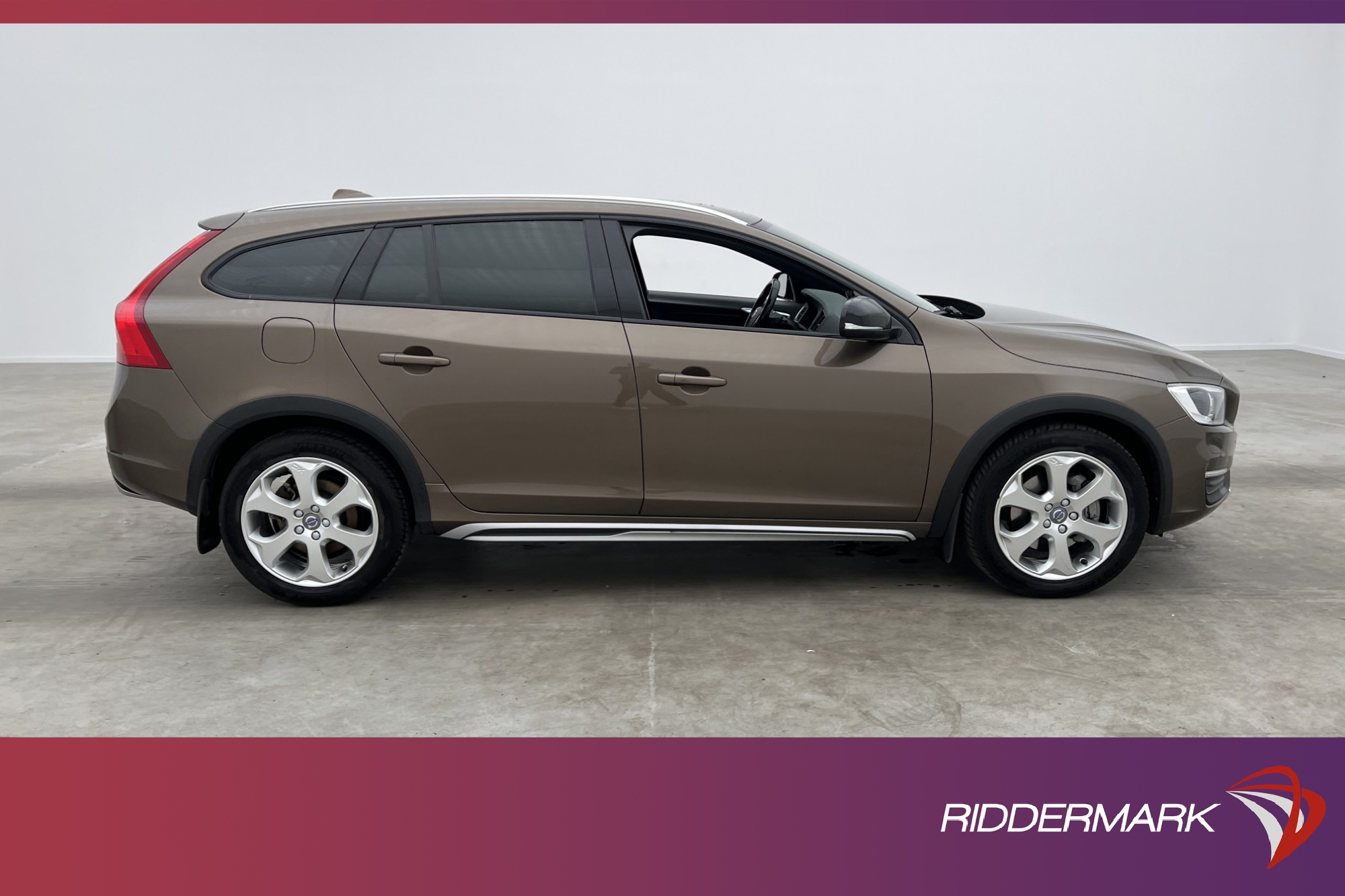 Volvo V60 Cross Country D4 AWD Geartronic, 190hk, 2017