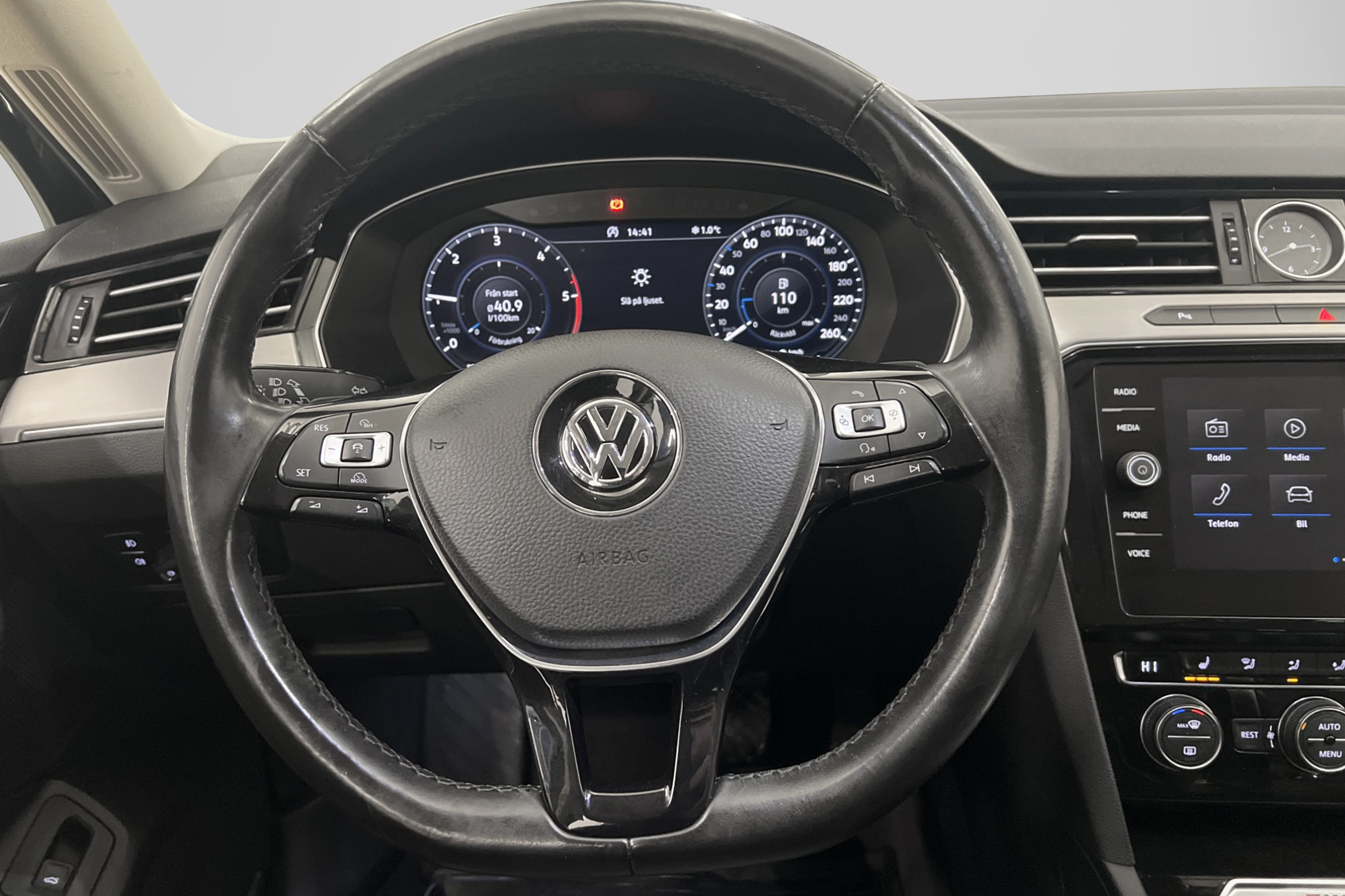 Volkswagen Passat TDI 4M 190hk R-line Cockpit Värmare Skinn