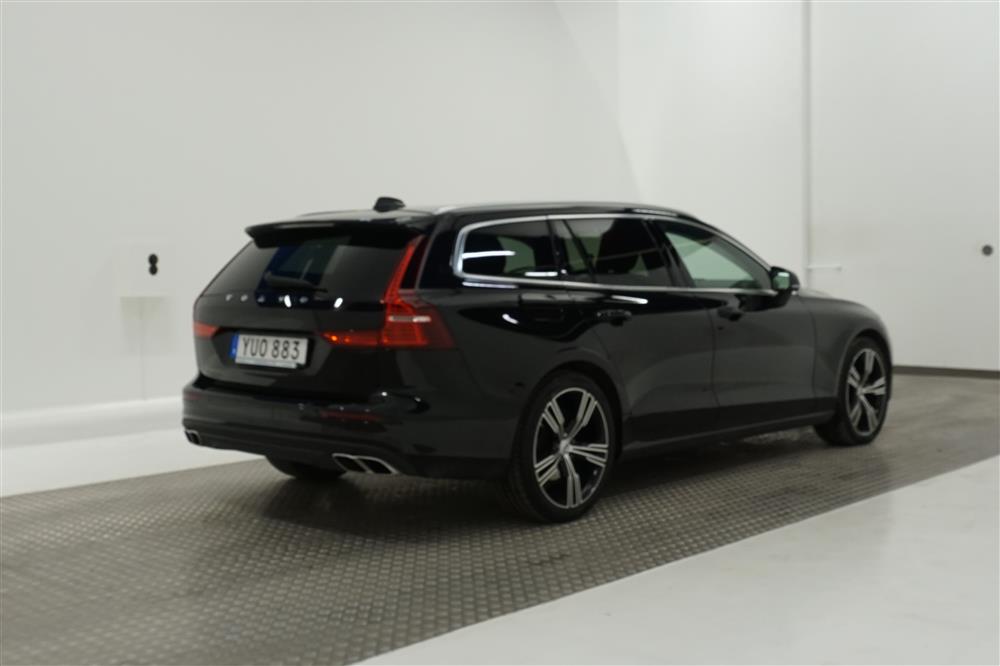 Volvo V60 Momentum