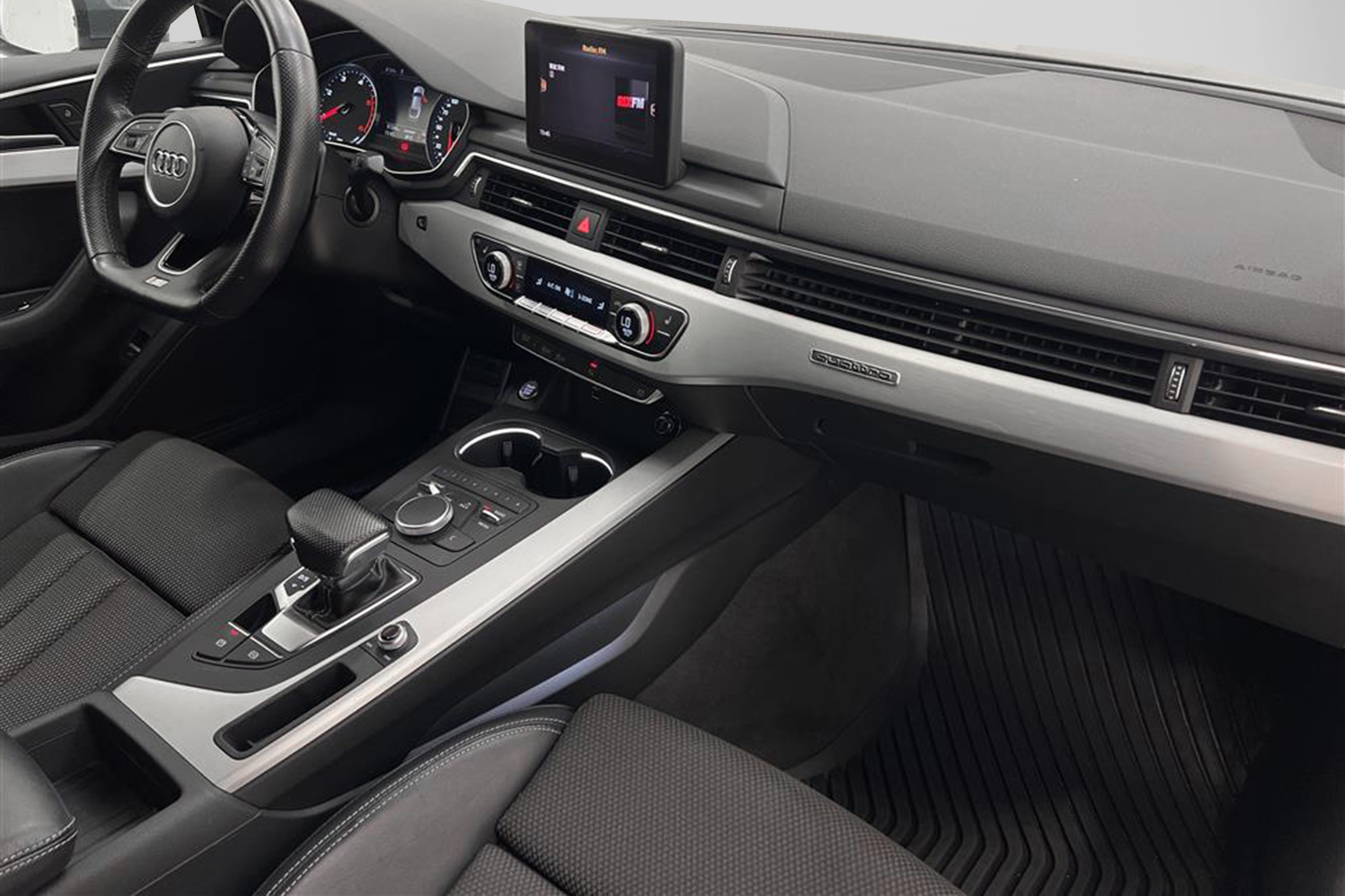 Audi A5 2.0 TDI Quattro Full S-Line Matrix Keyless CarPlay