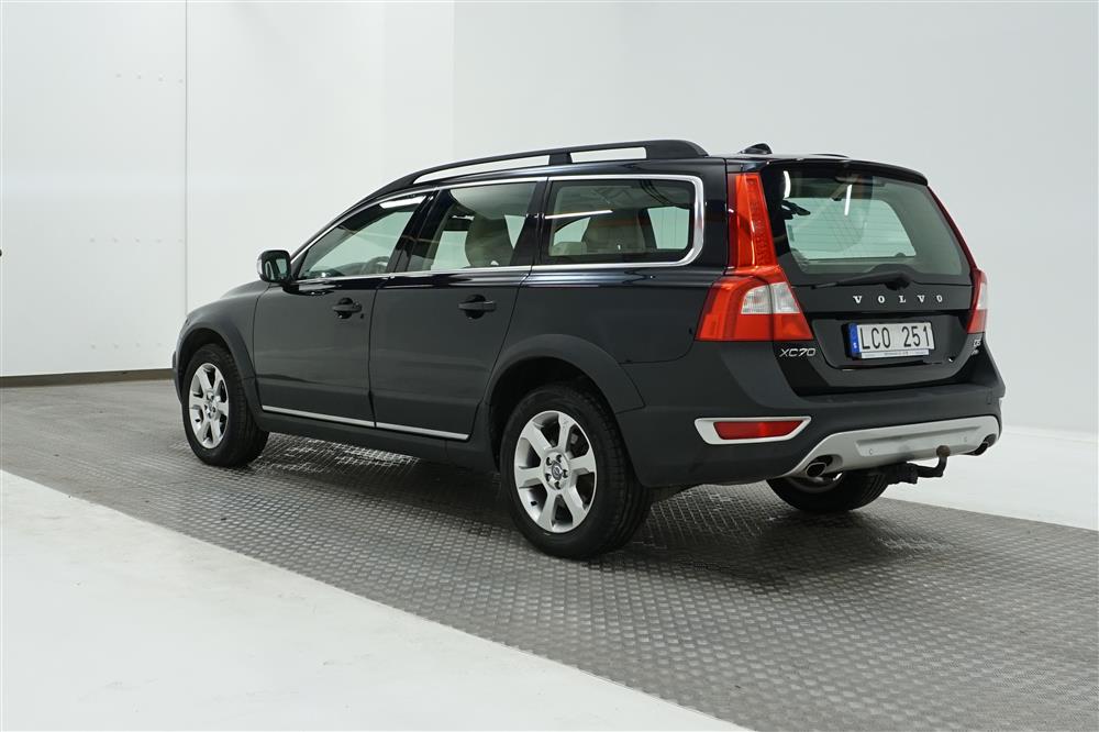 Volvo XC70 D5 AWD Summum Värmare Taklucka 9397 Mil 205hk