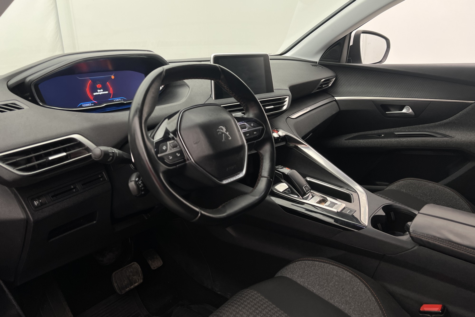 Peugeot 3008 SUV 1.6 BlueHDi 120hk Active Sensorer Välservad