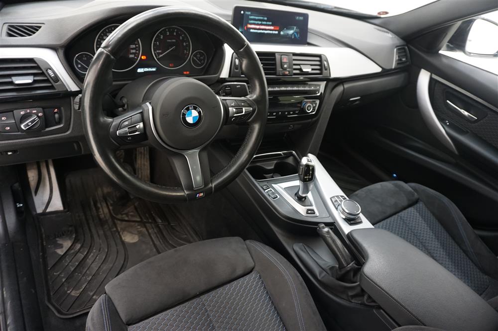 BMW 330e Sedan, F30 (252hk)