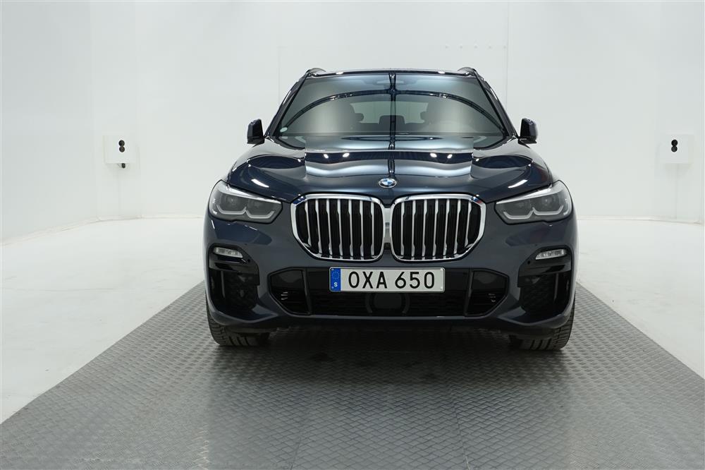 BMW X5 xDrive30d M-Sport Sky-Lounge HUD GPS VÄRMARE DRAG