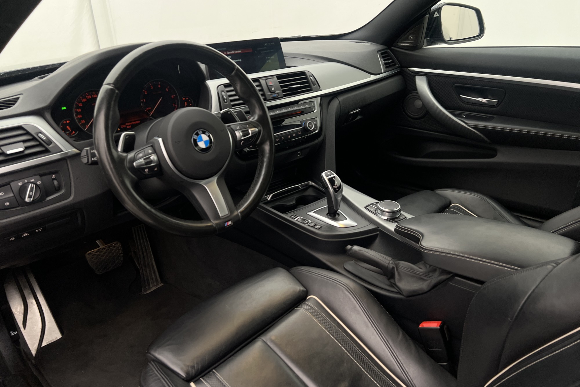 BMW 440i M Perfomance 360hk Cockpit HUD H/K Kamera Drag